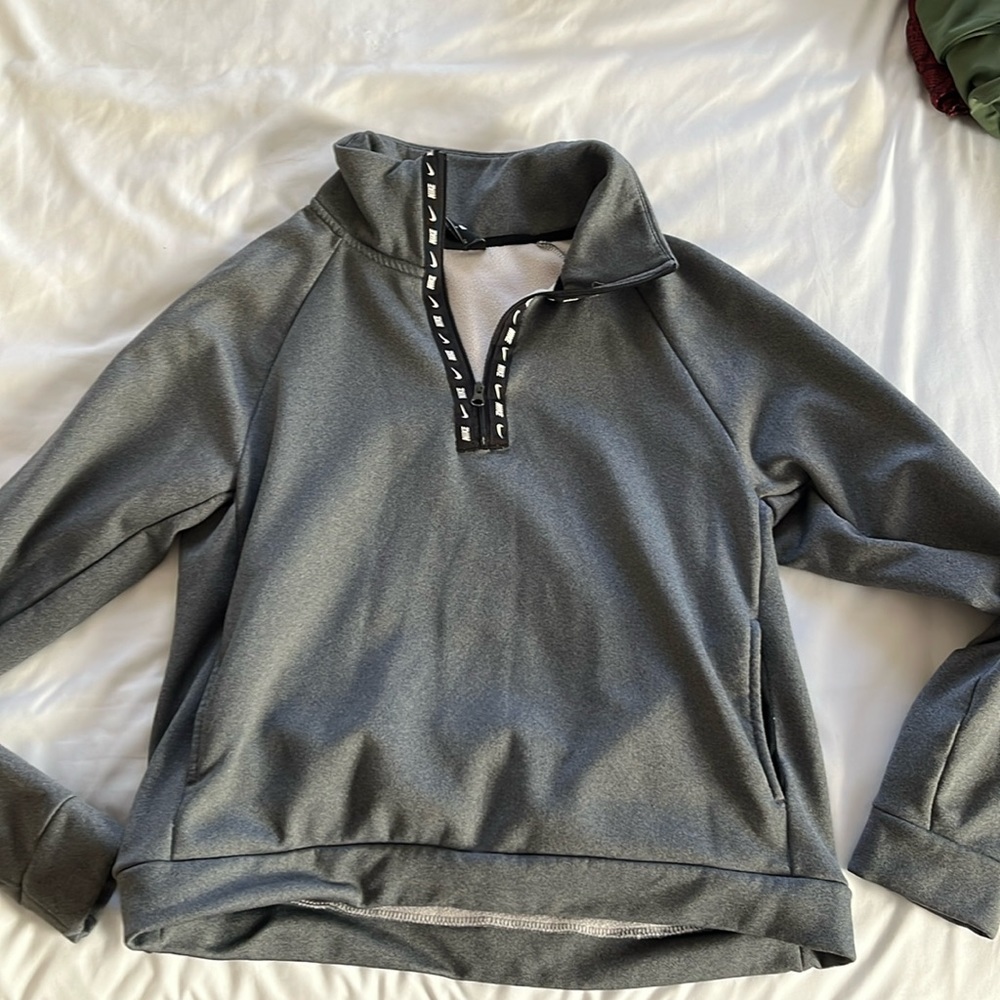 Nike high neck pullover